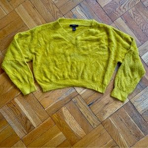FOREVER 21 size L Mustard Yellow V-Neck Cropped Mohair-Style Sweater